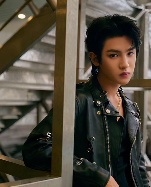 黄明昊事件最新爆料,真相揭秘,疑云重重引关注 第3张 黄明昊事件最新爆料,真相揭秘,疑云重重引关注 第3张